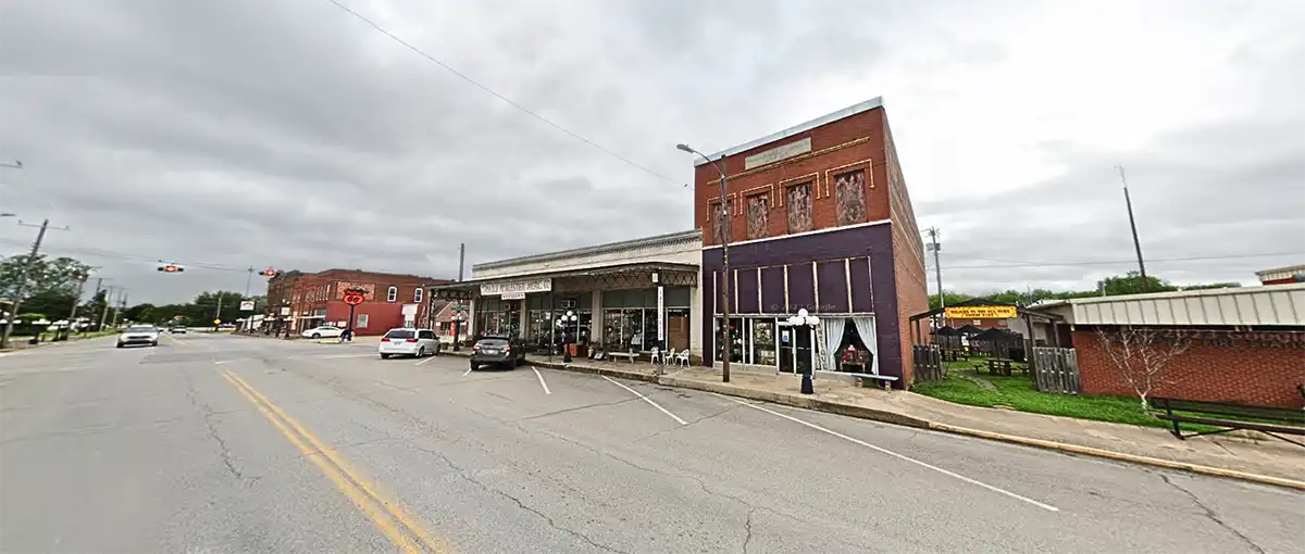 McAlester Antique Mall building located in McAlester, Oklahoma